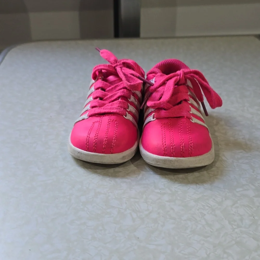 K-Swiss Classic Low‎ Sneakers, Sz 6